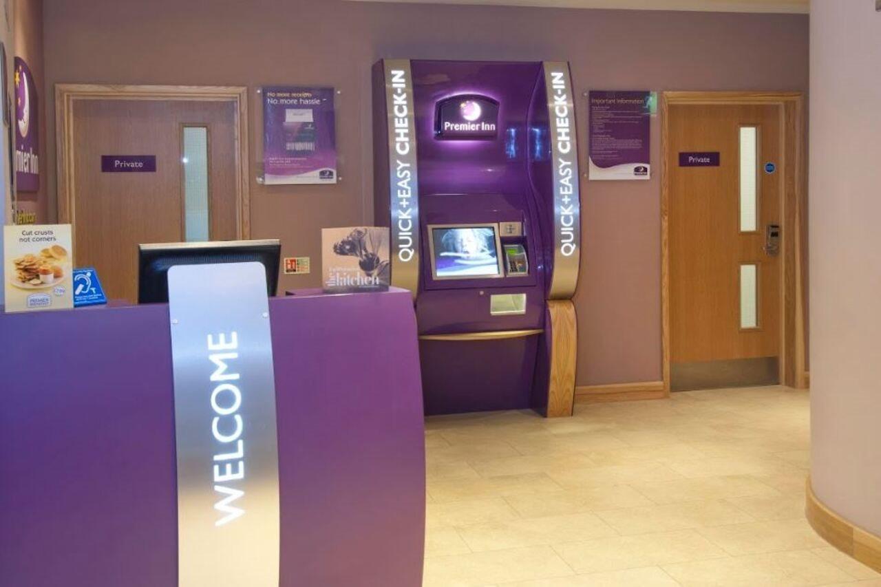 Premier Inn Kidderminster Exteriör bild