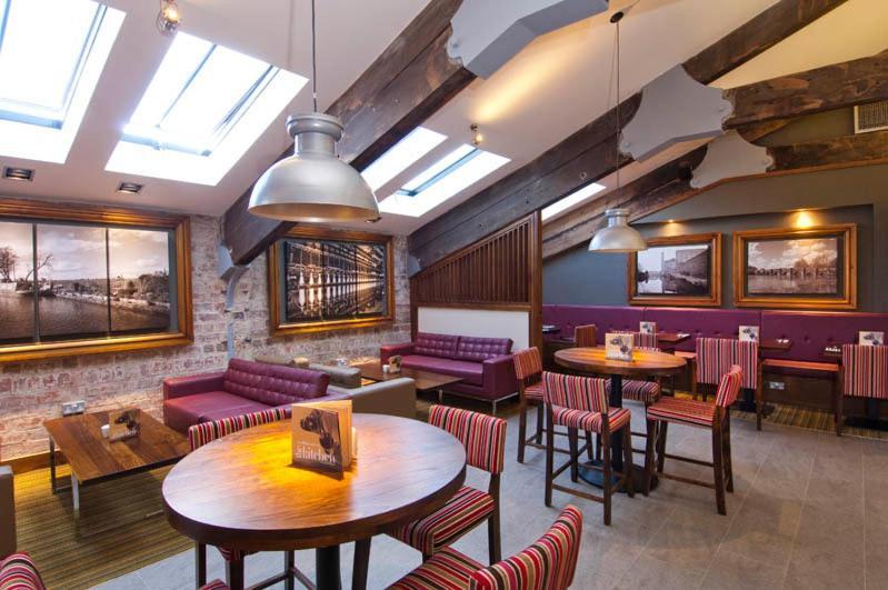 Premier Inn Kidderminster Exteriör bild