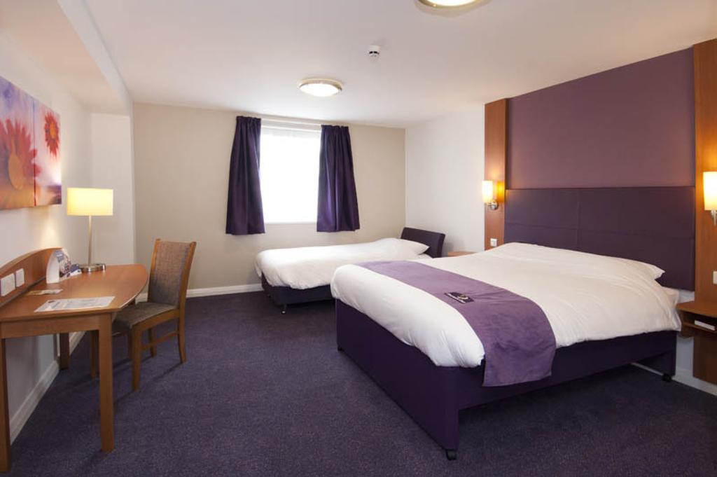 Premier Inn Kidderminster Exteriör bild