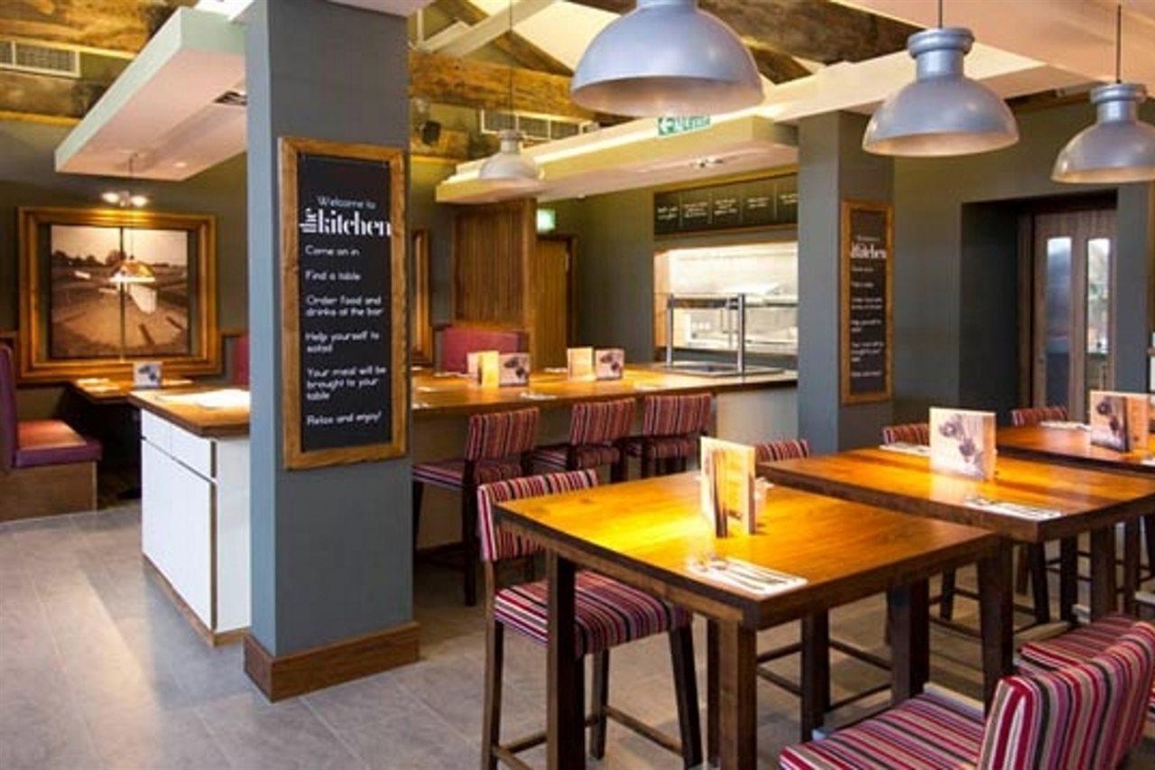 Premier Inn Kidderminster Exteriör bild
