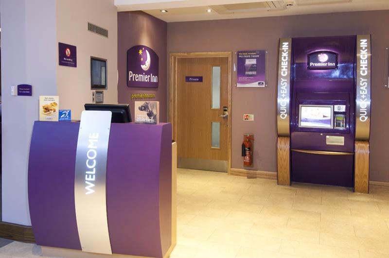Premier Inn Kidderminster Exteriör bild